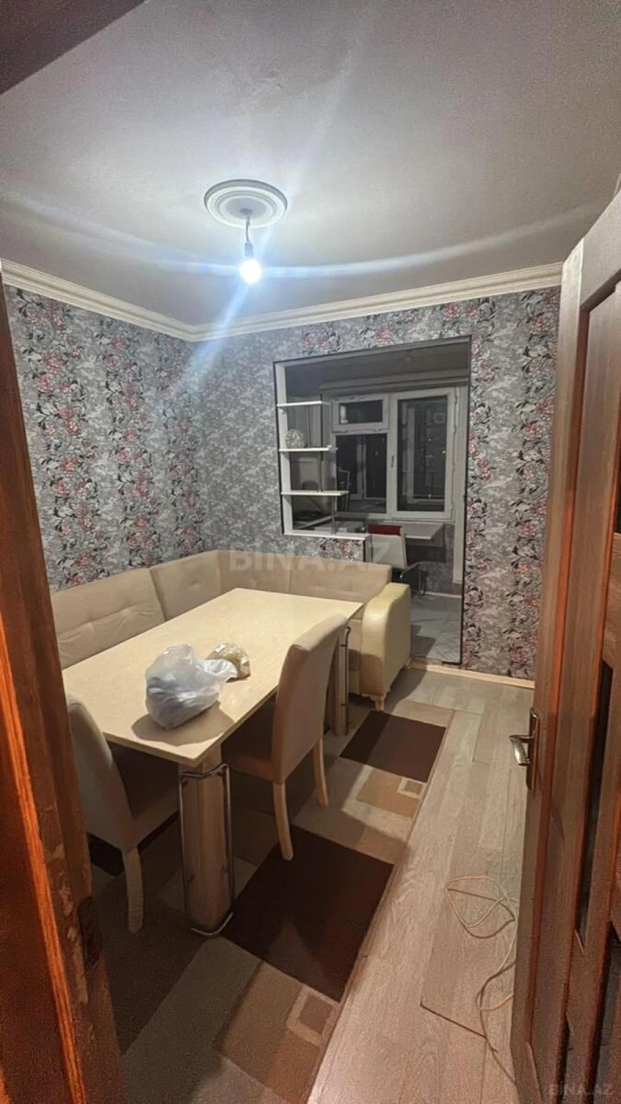 Kirayə verilir 2 otaqlı mənzil 58 m²