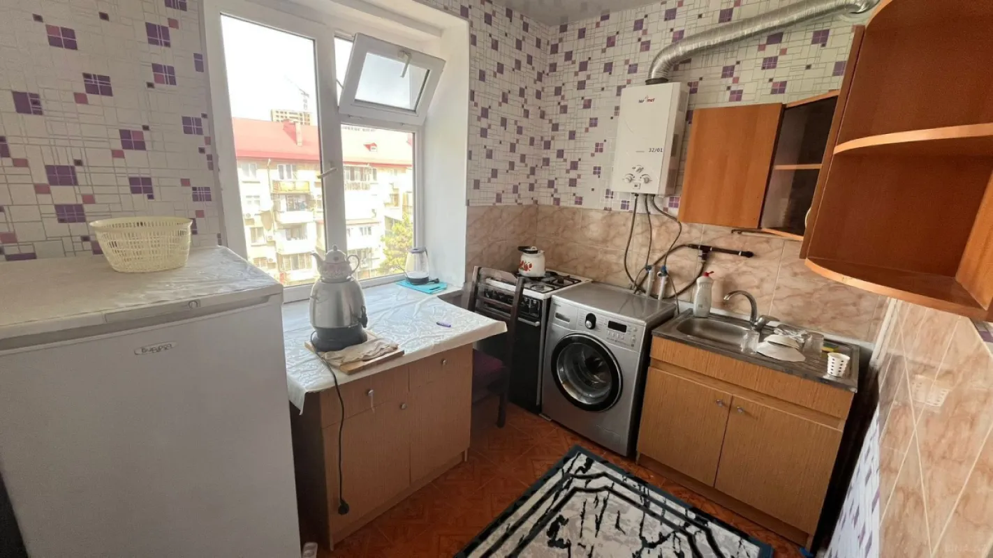 Kirayə verilir 2 otaqlı mənzil 50 m²
