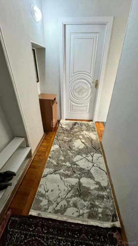 Kirayə verilir 2 otaqlı mənzil 50 m²