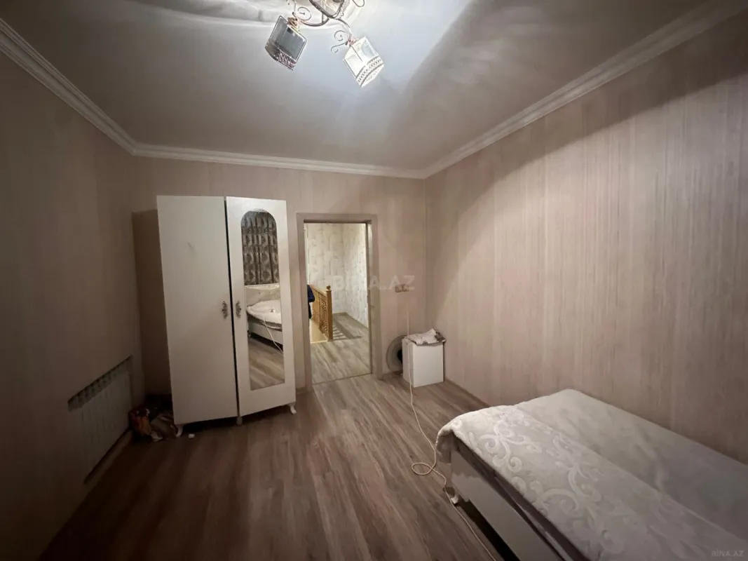 Satılır 5 otaqlı həyət evi 150 m²