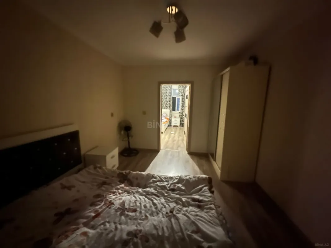 Satılır 5 otaqlı həyət evi 150 m²