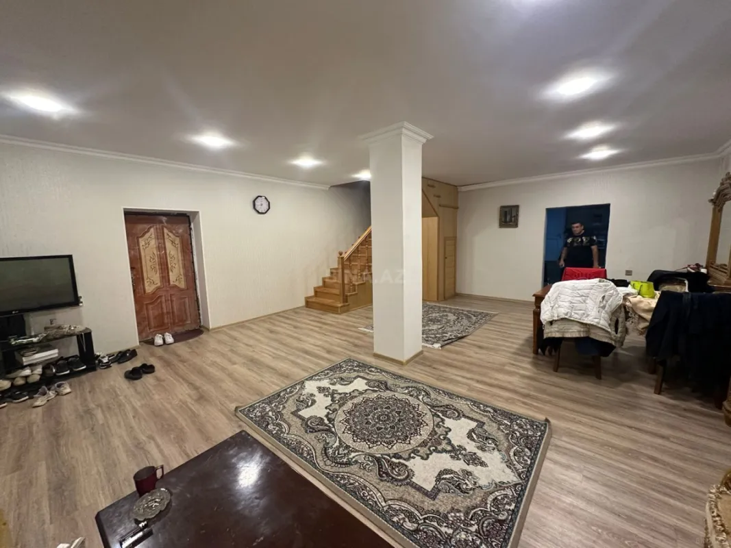 Satılır 5 otaqlı həyət evi 150 m²