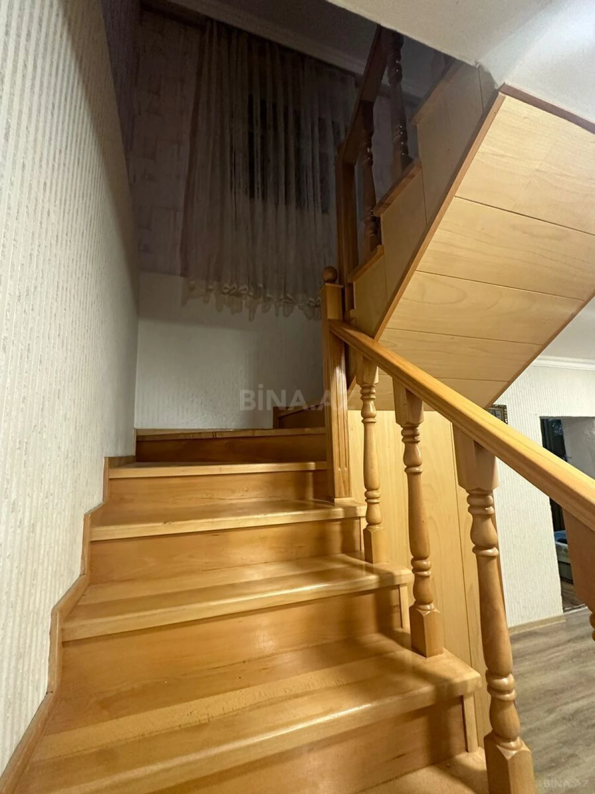 Satılır 5 otaqlı həyət evi 150 m²