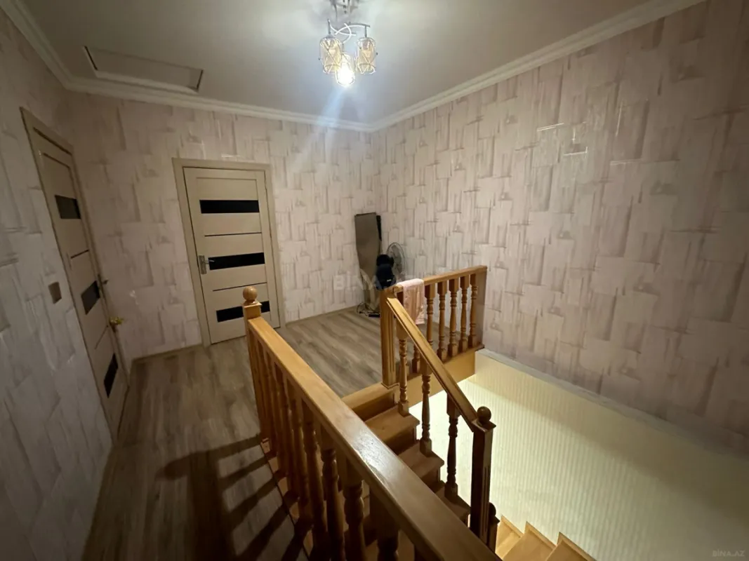 Satılır 5 otaqlı həyət evi 150 m²