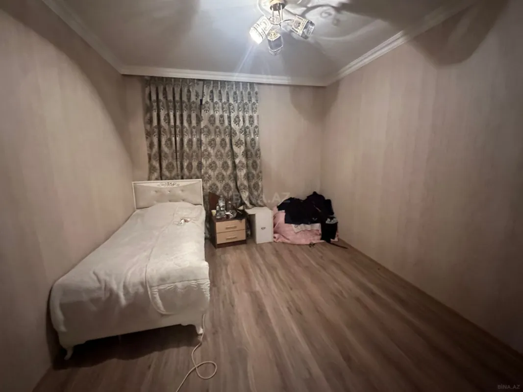 Satılır 5 otaqlı həyət evi 150 m²