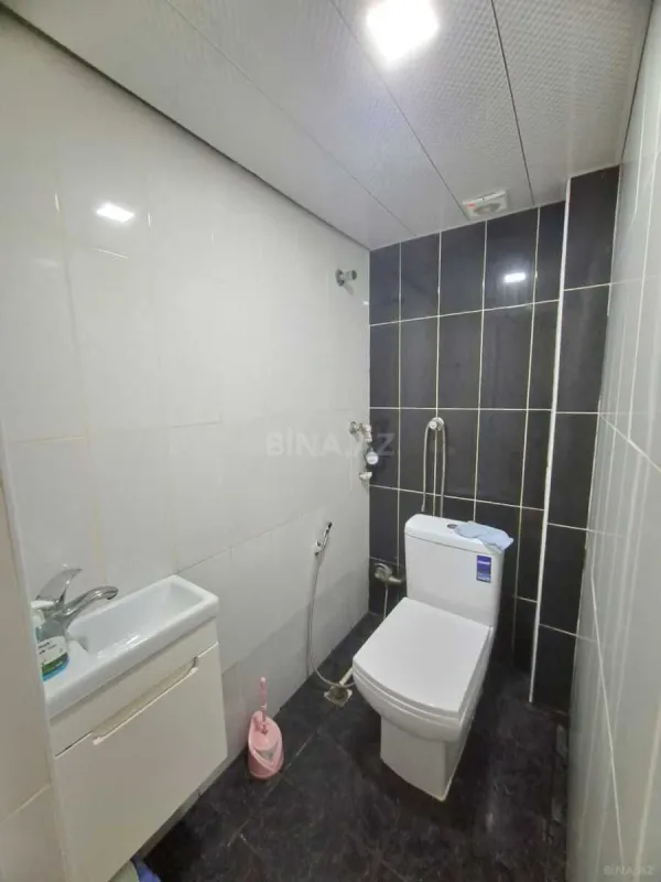 Satılır 4 otaqlı mənzil 90 m²