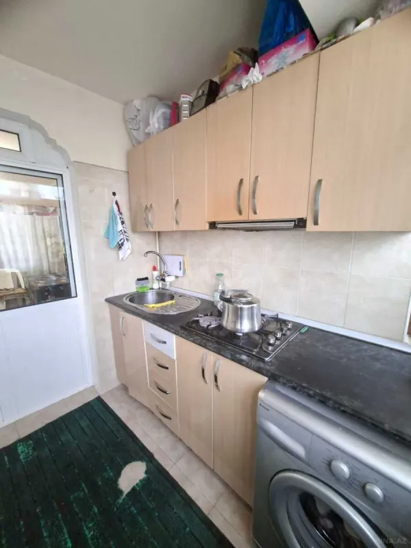 Satılır 4 otaqlı mənzil 90 m²