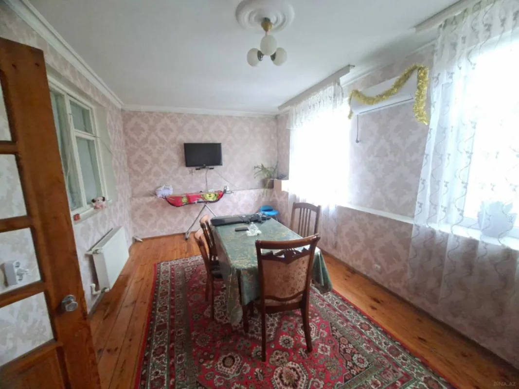 Satılır 4 otaqlı mənzil 90 m²