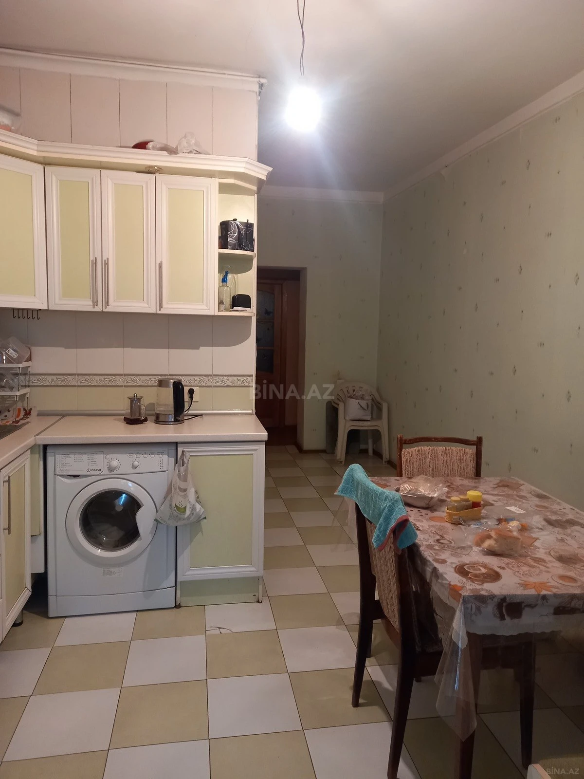 Satılır 5 otaqlı mənzil 130 m²