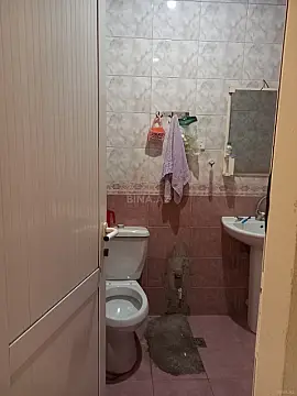 Satılır 5 otaqlı mənzil 130 m²