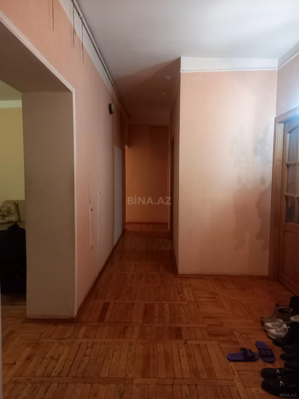 Satılır 5 otaqlı mənzil 130 m²