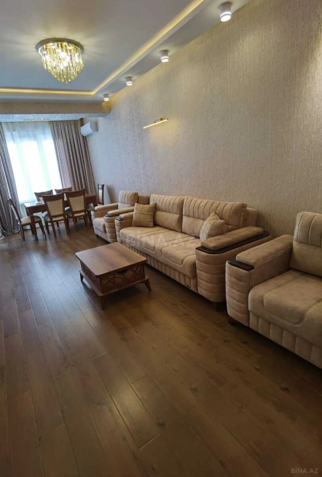 Satılır 2 otaqlı mənzil 74 m²