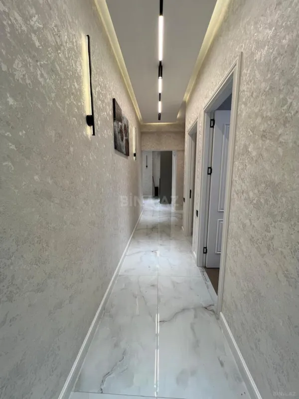 Satılır 3 otaqlı mənzil 114 m²