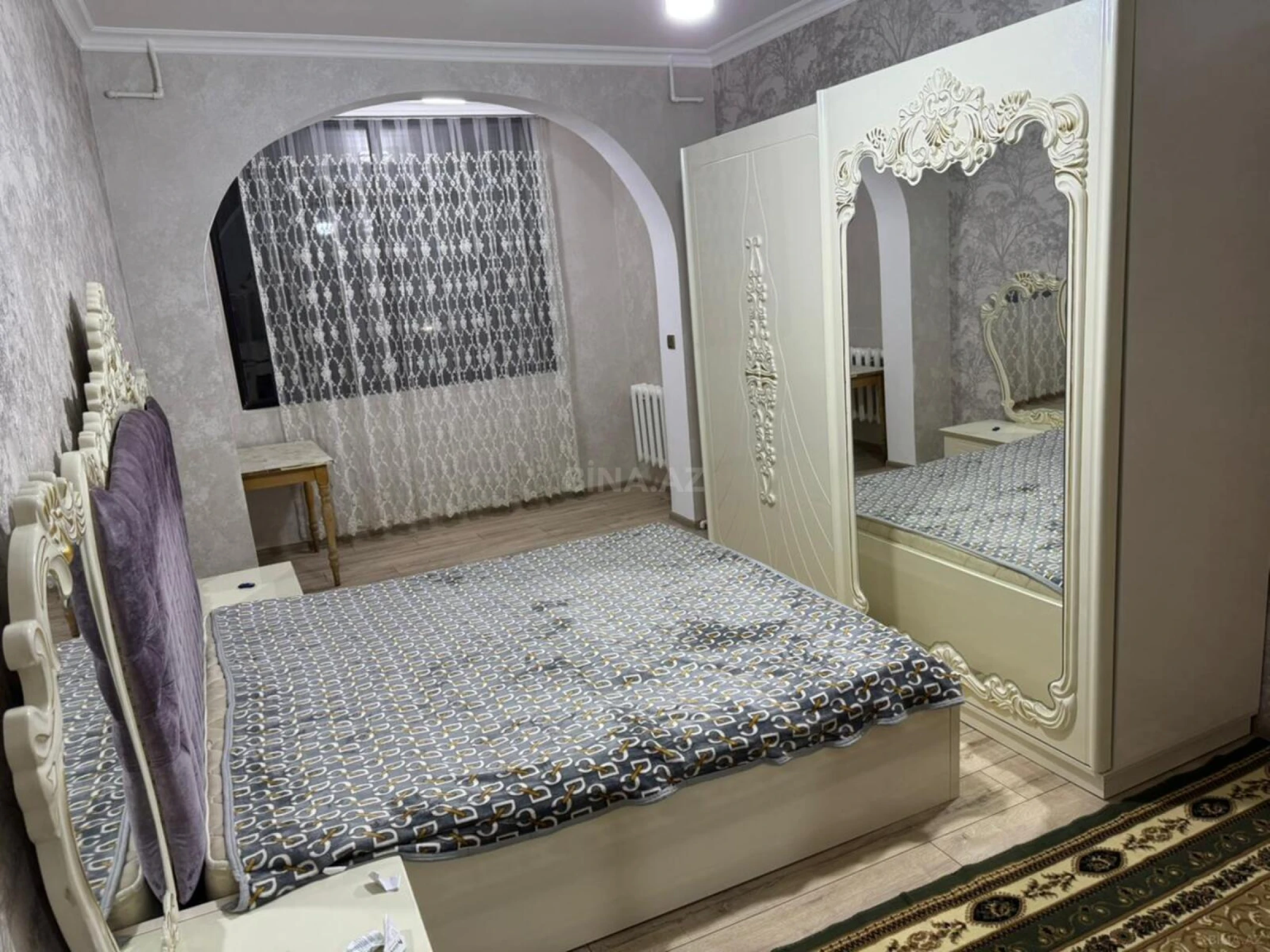 Kirayə verilir 2 otaqlı mənzil 60 m²
