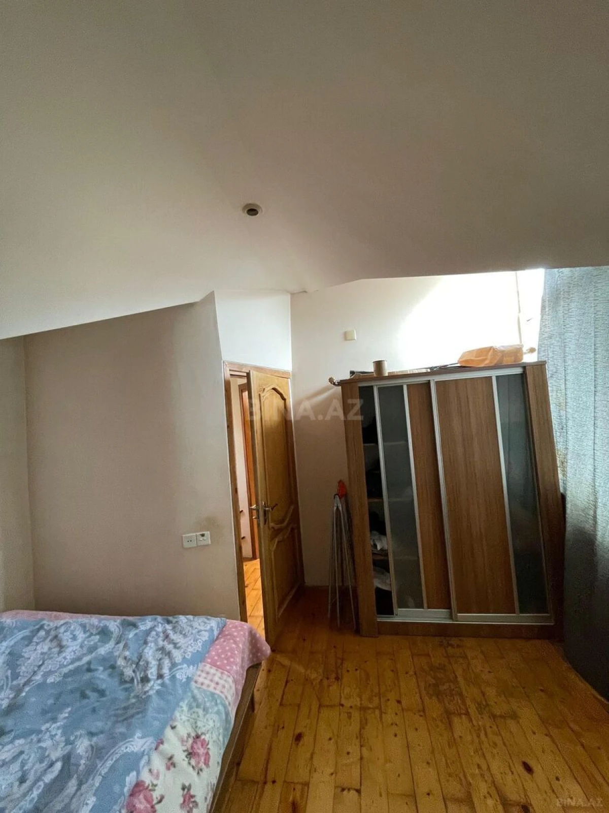 Satılır 3 otaqlı mənzil 52 m²