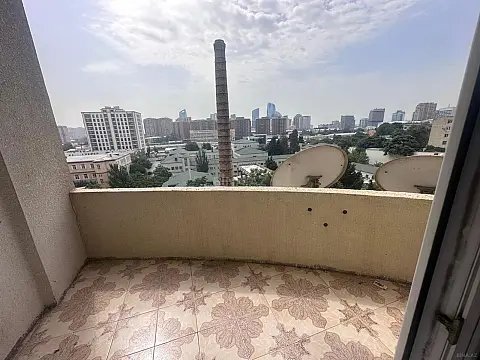 Kirayə verilir 3 otaqlı mənzil 110 m²