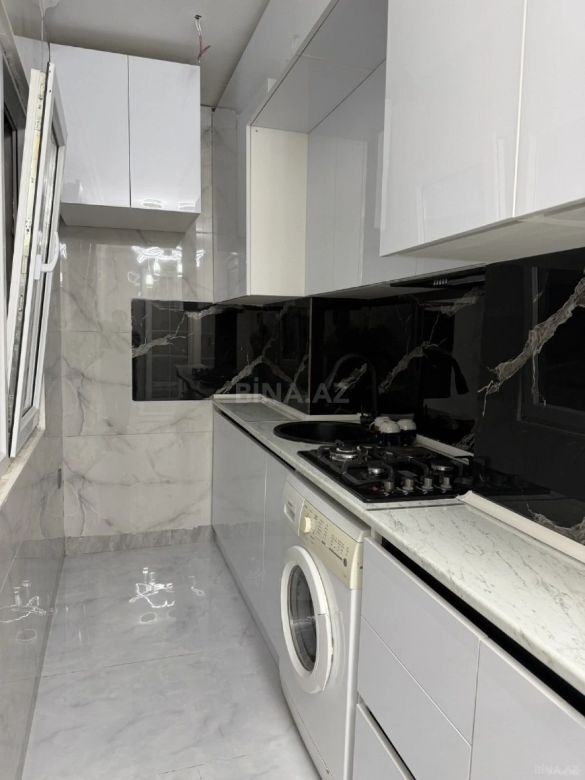 Satılır 3 otaqlı mənzil 62 m²