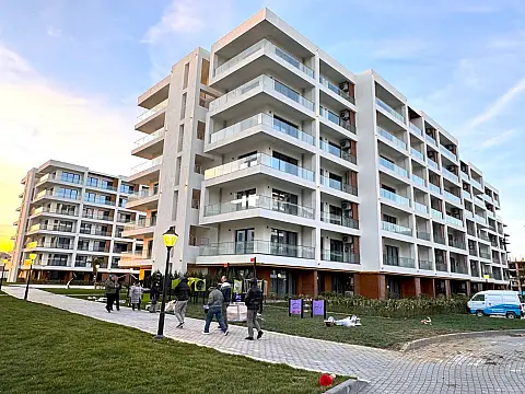 Satılır 1 otaqlı mənzil 60 m²