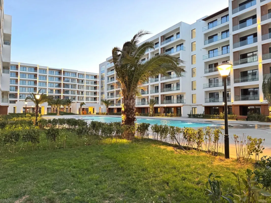 Satılır 1 otaqlı mənzil 60 m²