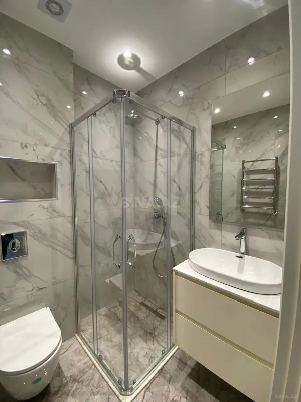 Kirayə verilir 2 otaqlı mənzil 68 m²