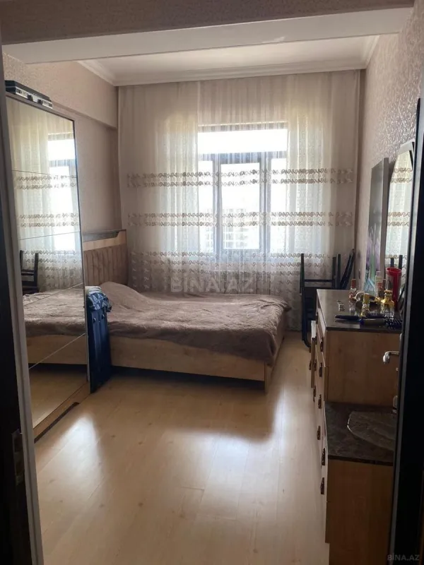 Satılır 2 otaqlı mənzil 85 m²