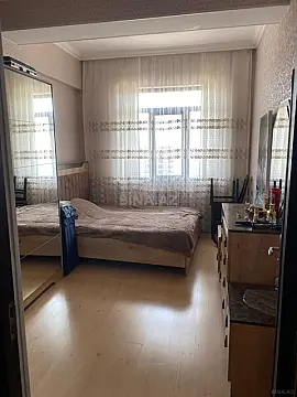 Satılır 2 otaqlı mənzil 85 m²