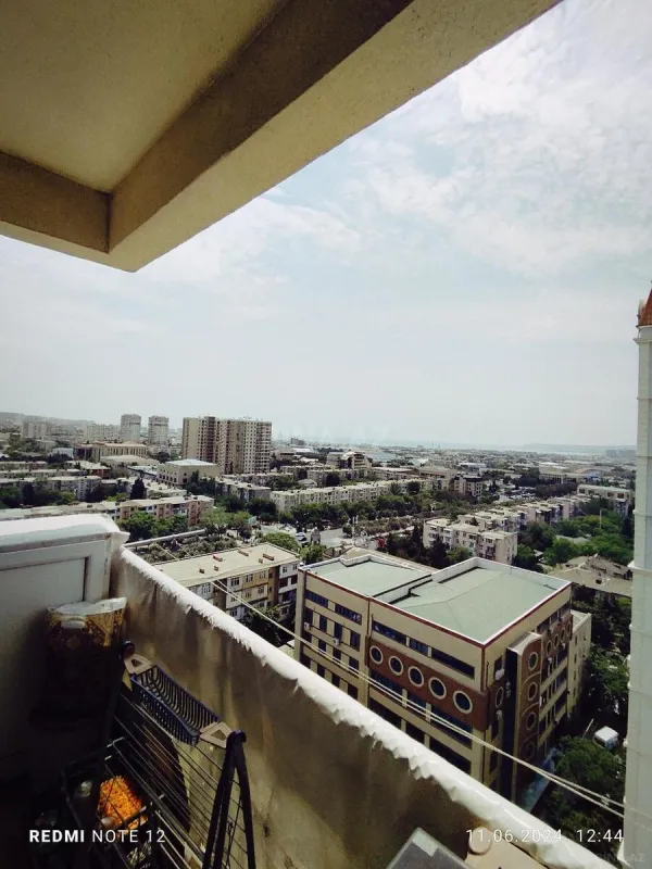 Satılır 2 otaqlı mənzil 85 m²