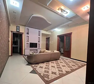 Kirayə verilir 3 otaqlı mənzil 140 m²