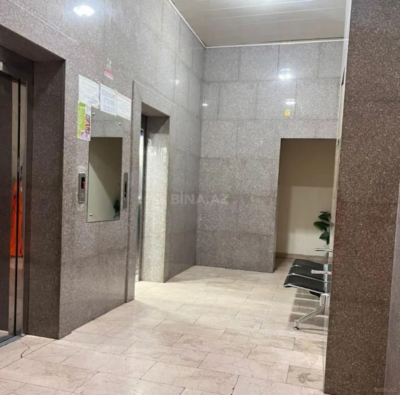 Kirayə verilir 3 otaqlı mənzil 140 m²