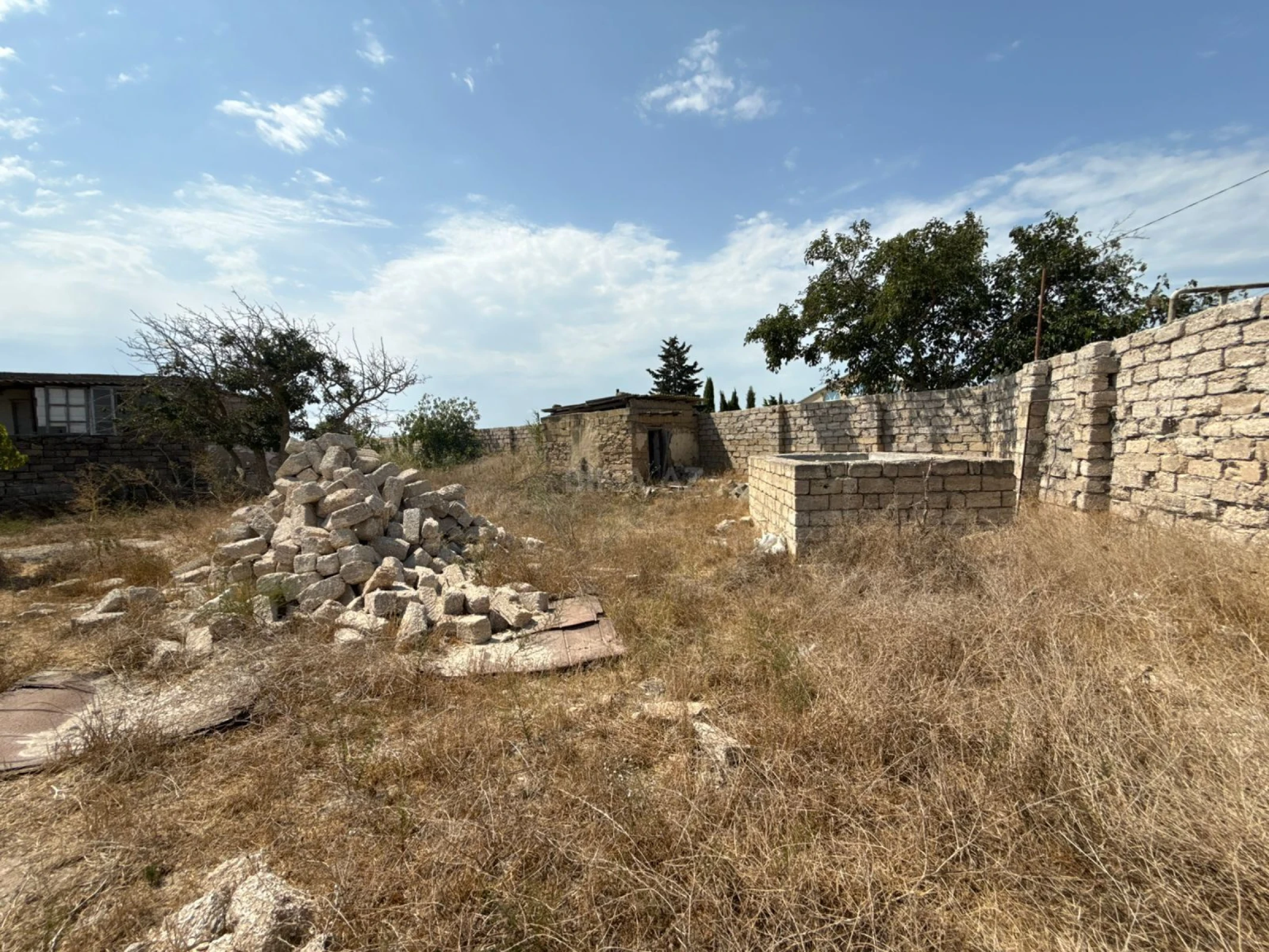 Satılır torpaq sahəsi 6 m²