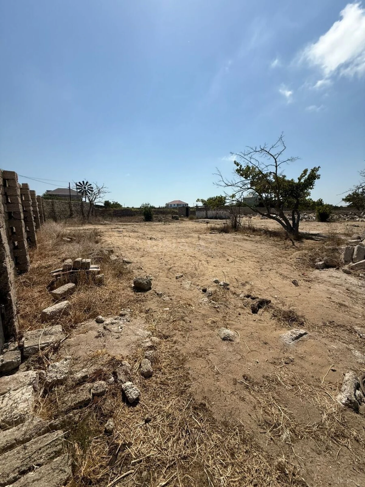 Satılır torpaq sahəsi 6 m²