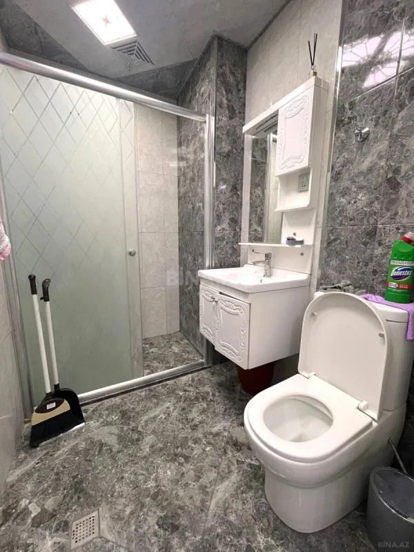 Kirayə verilir 2 otaqlı mənzil 68 m²