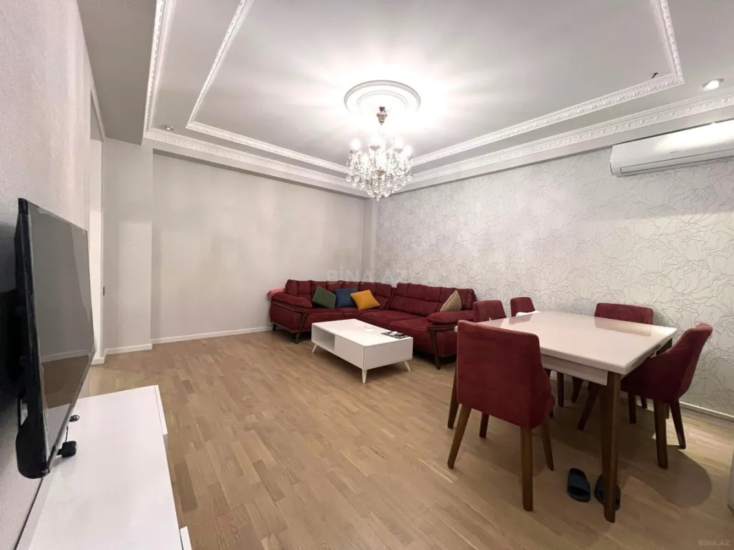 Kirayə verilir 2 otaqlı mənzil 68 m²