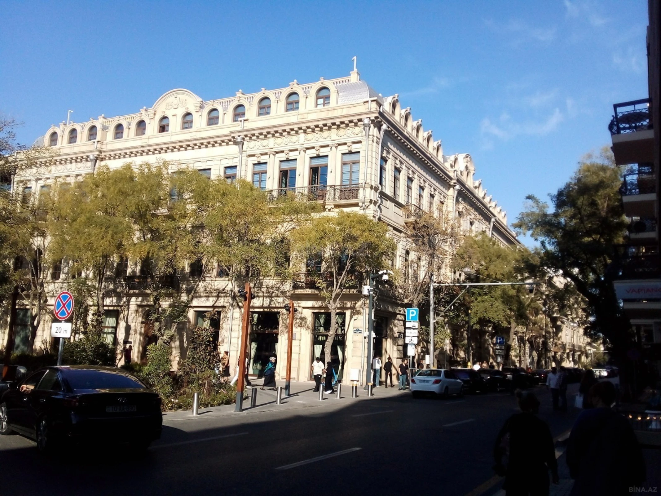 Satılır 4 otaqlı mənzil 85 m²