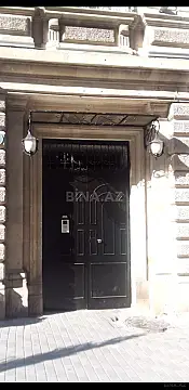 Satılır 4 otaqlı mənzil 85 m²