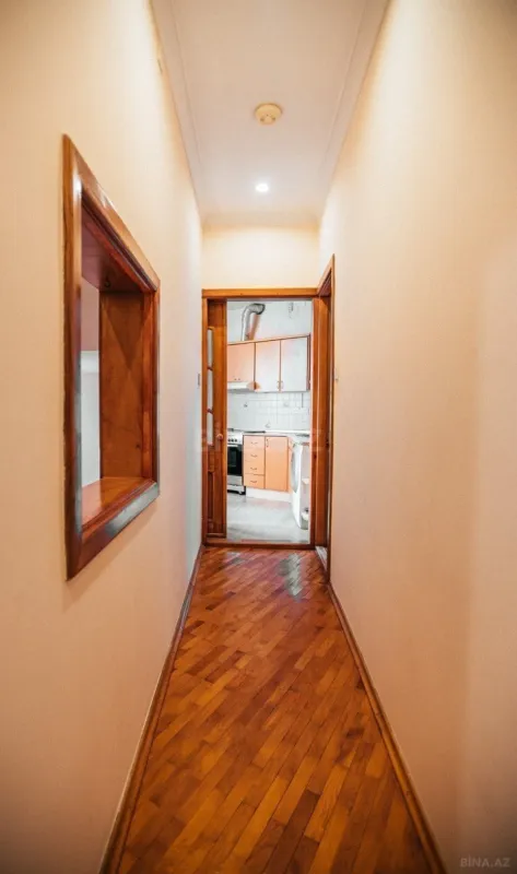 Kirayə verilir 2 otaqlı mənzil 60 m²