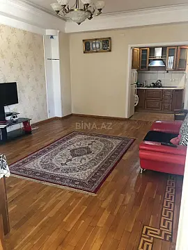 Kirayə verilir 2 otaqlı mənzil 70 m²