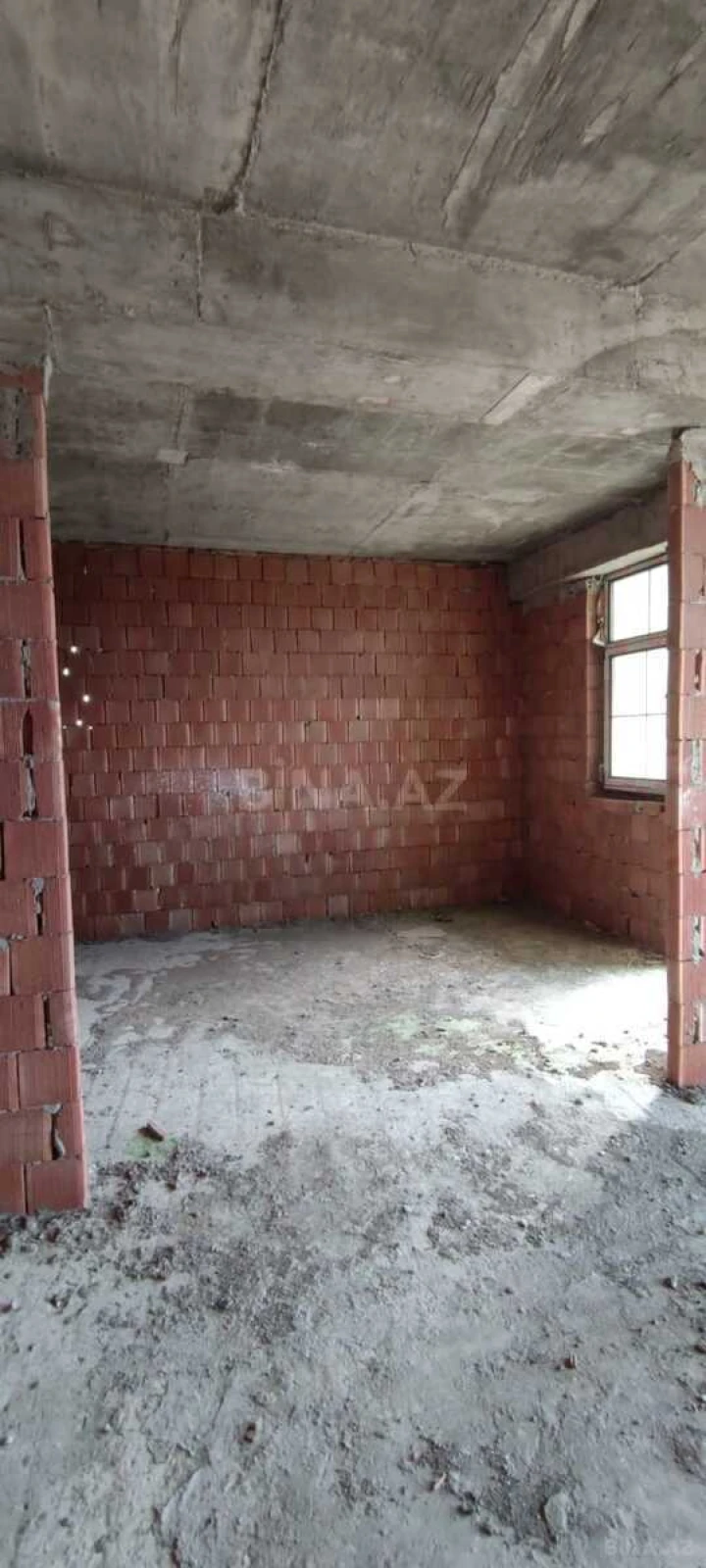 Satılır 2 otaqlı mənzil 66 m²