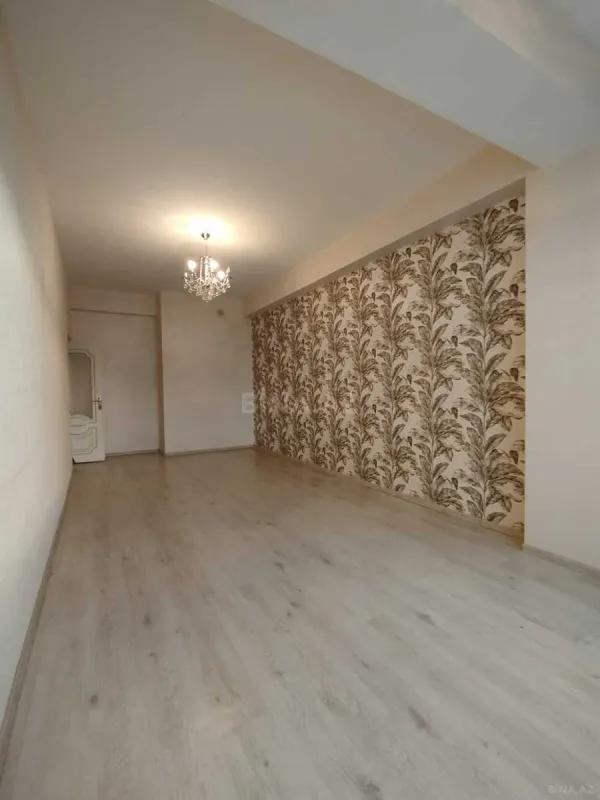 Satılır 2 otaqlı mənzil 61 m²