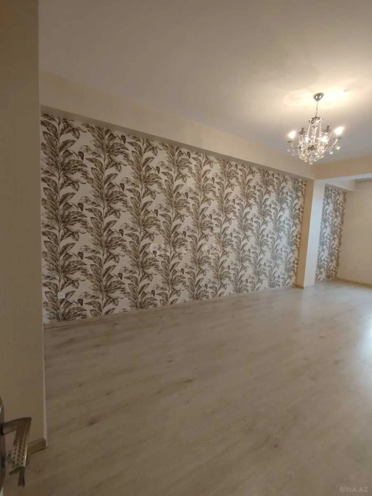 Satılır 2 otaqlı mənzil 61 m²