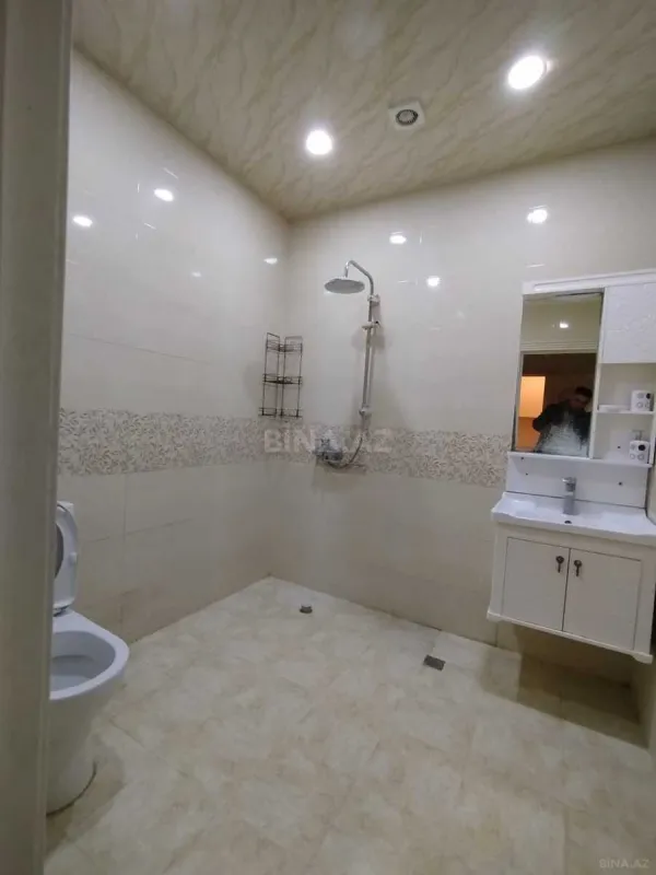 Satılır 2 otaqlı mənzil 61 m²
