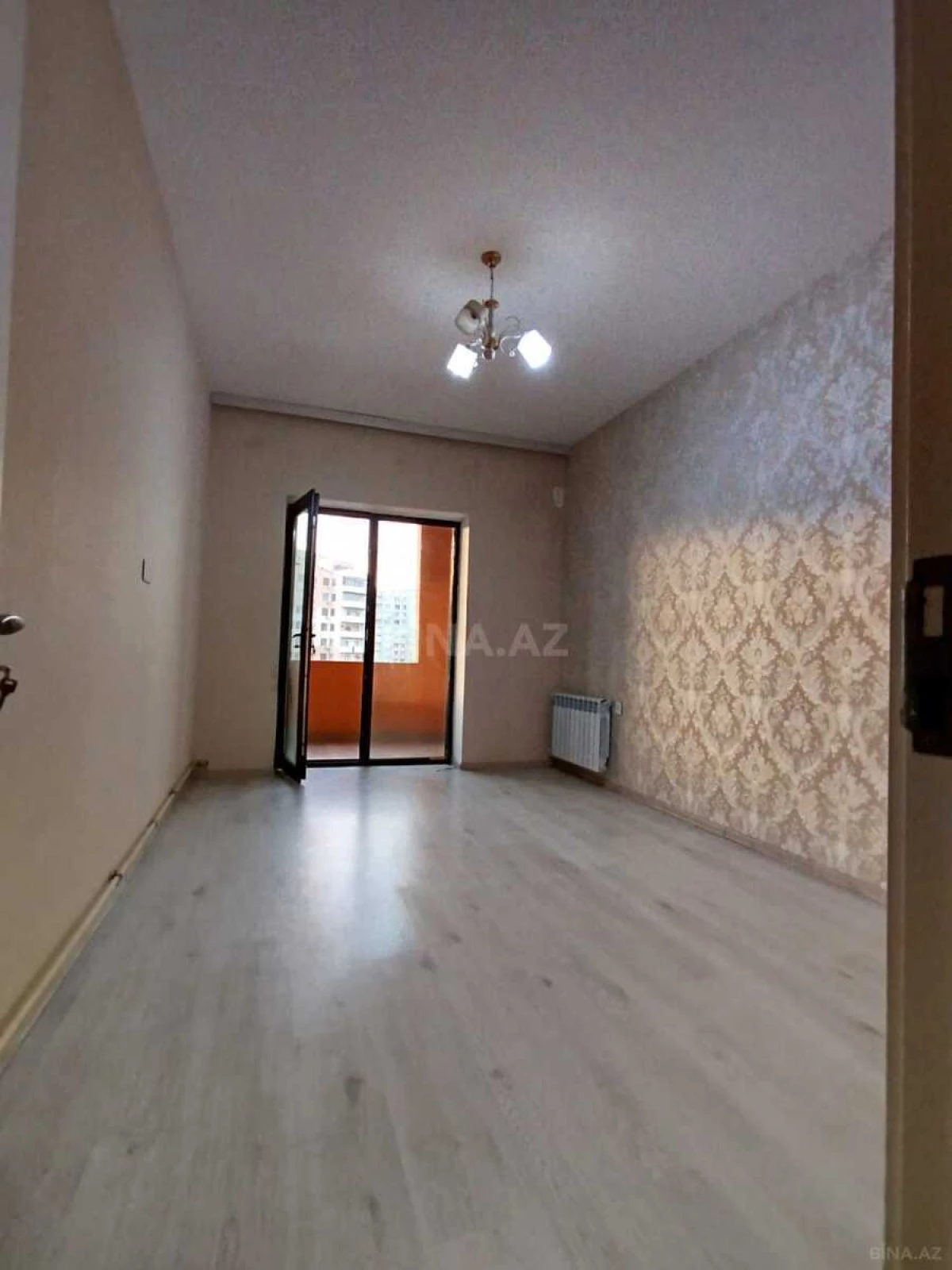 Satılır 2 otaqlı mənzil 61 m²