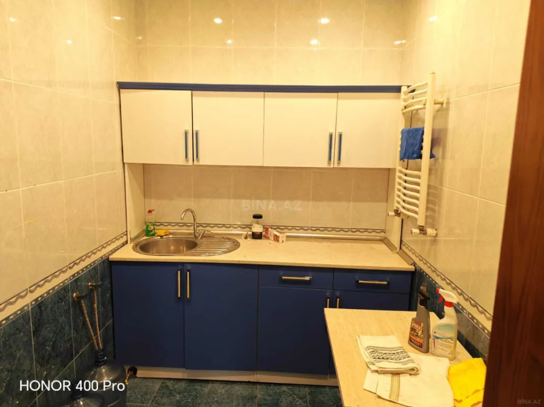 Kirayə verilir 3 otaqlı mənzil 118 m²