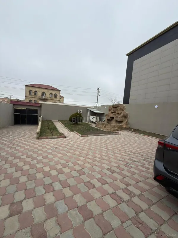 Kirayə verilir 6 otaqlı həyət evi 300 m²