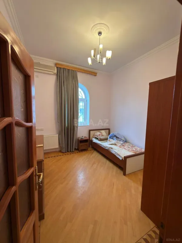 Kirayə verilir 6 otaqlı həyət evi 300 m²