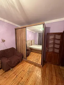 Kirayə verilir 4 otaqlı mənzil 120 m²
