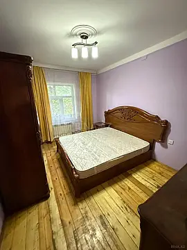 Kirayə verilir 4 otaqlı mənzil 120 m²