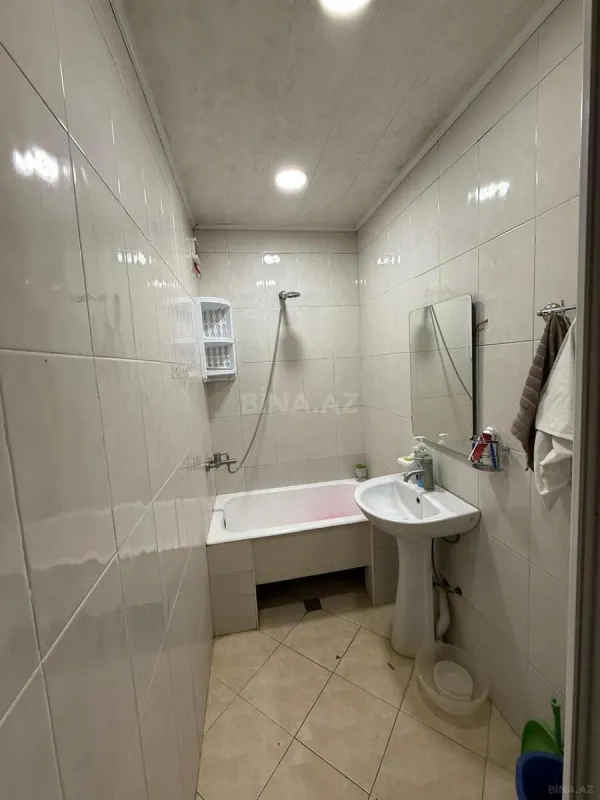 Kirayə verilir 4 otaqlı mənzil 120 m²