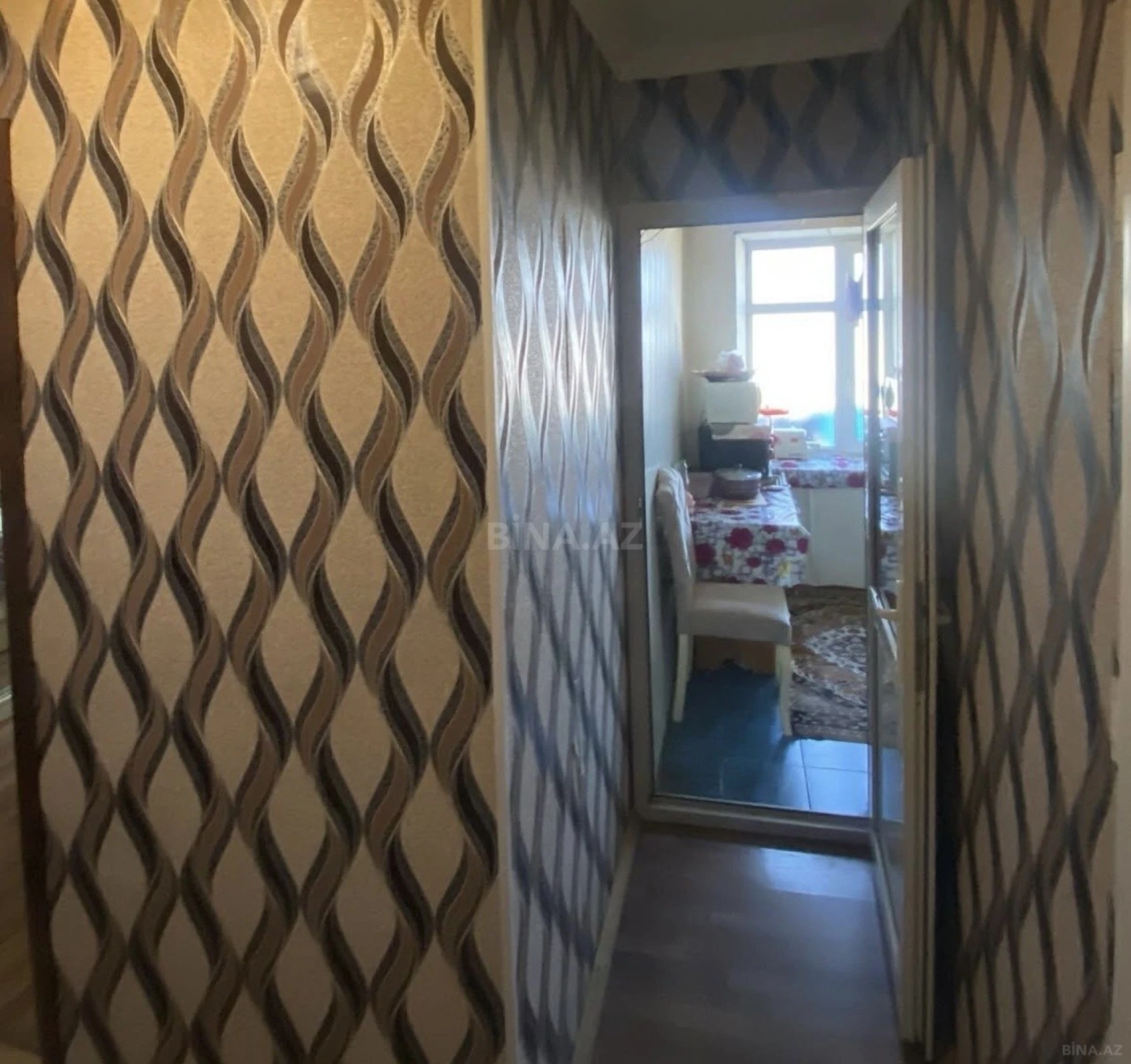 Satılır 2 otaqlı mənzil 56 m²