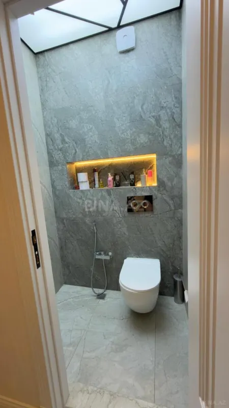 Satılır 3 otaqlı mənzil 105 m²